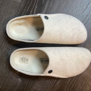 Birk felt clogs